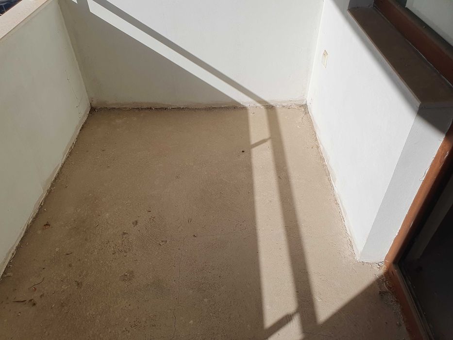 Продава се Тристаен апартамент в Казанлък - 90 кв.м за 963 €/кв.м - Снимка #2