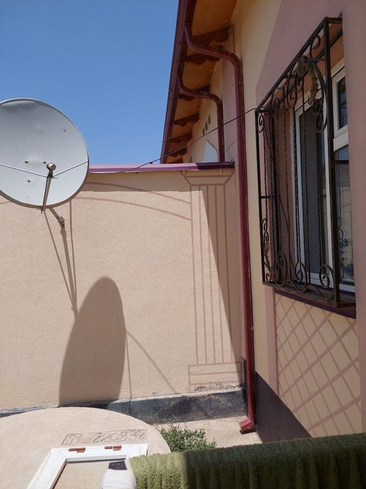 Сдается в аренду 3 комнатная 108кв котедж ориентир ресторан Шаршара Бо