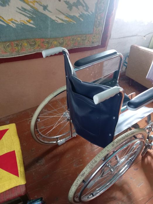 Инвалидная коляска