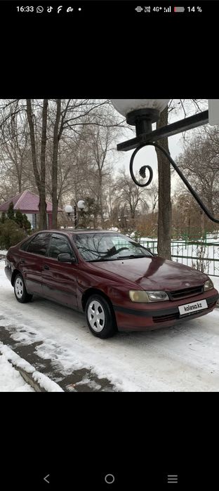 Тоуота Карине е продам