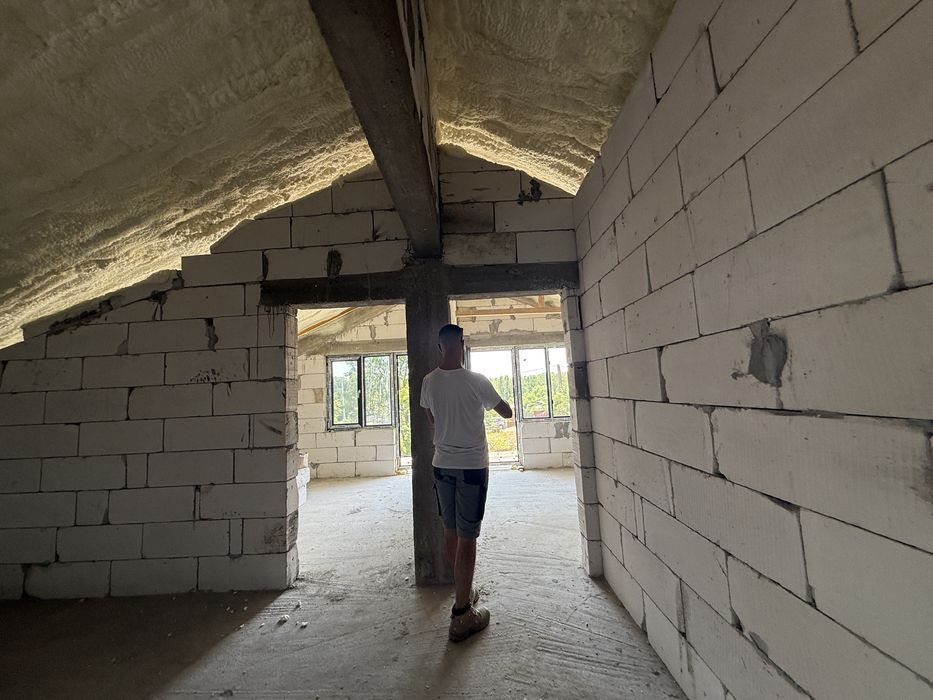 ⸻  Spuma  poliuretanica celula  închisa /deschisa/polyuree!