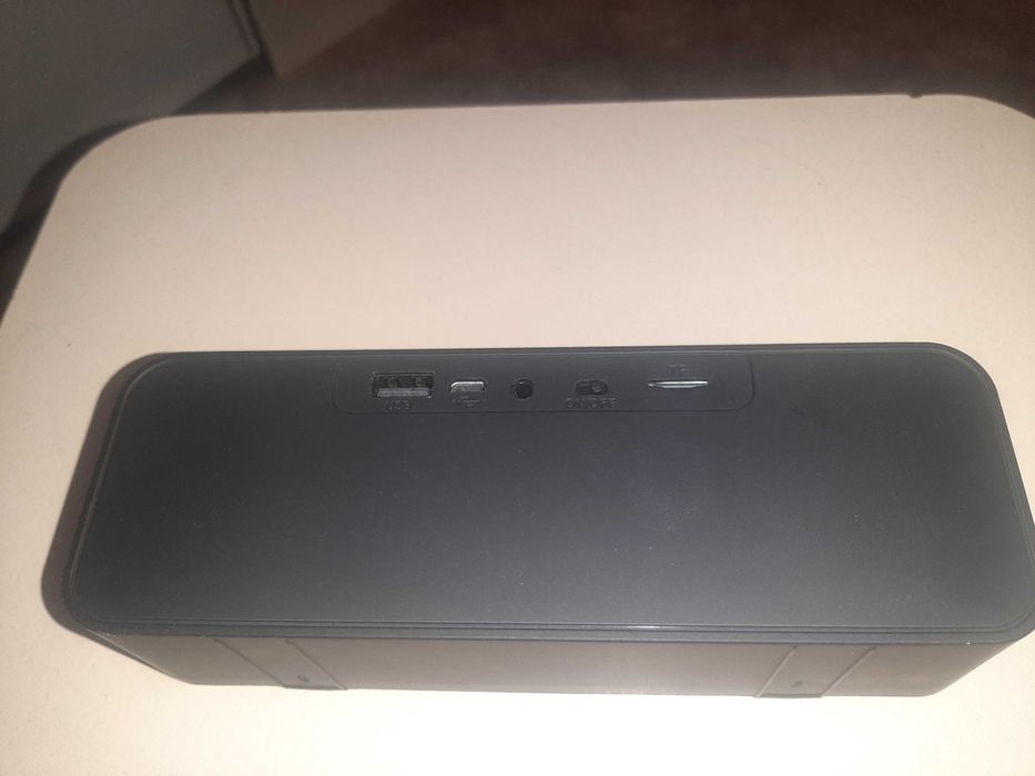 Продам блютуз колонку(Новая)