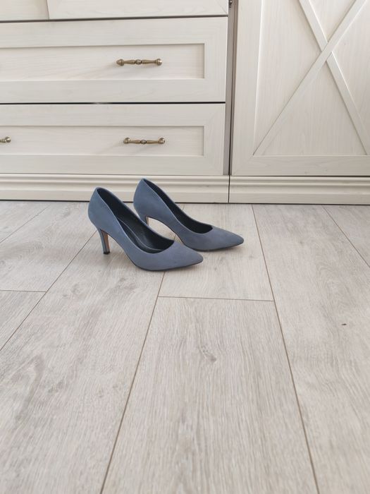 Продам шикарные туфли