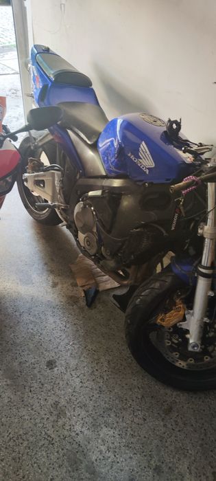 Honda cbr 600rr 2005г