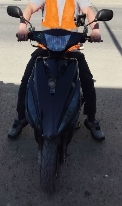 Скутер бензиновый