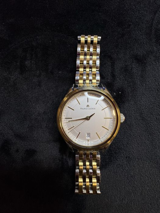 Часовник Maurice Lacroix Les Classiques Date