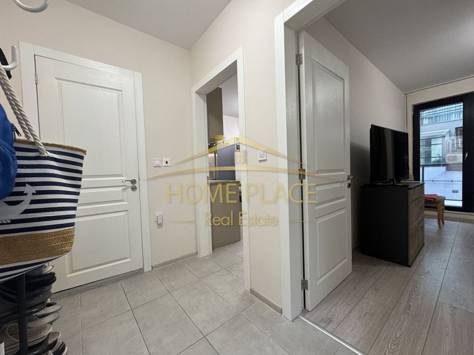 Дава се под наем Двустаен апартамент в Варна, Център - 60 кв.м за 918 € - Снимка #4