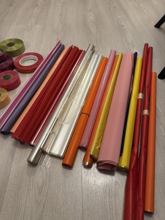 Цветарски материали - ленти и хартия