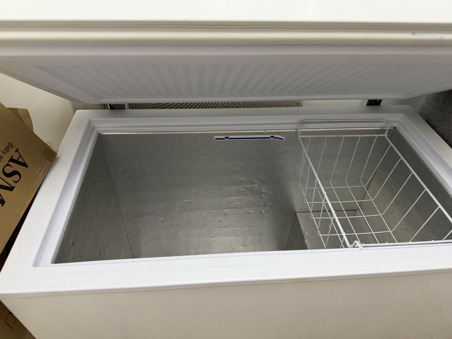 Морозильник продам