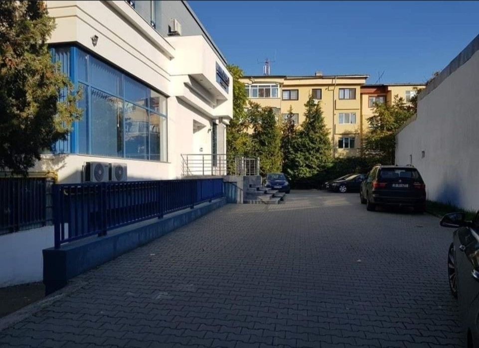 Spatiu de inchiriat (750 mp, cladire birouri), ultracentral, Focsani, 6 eur/mp