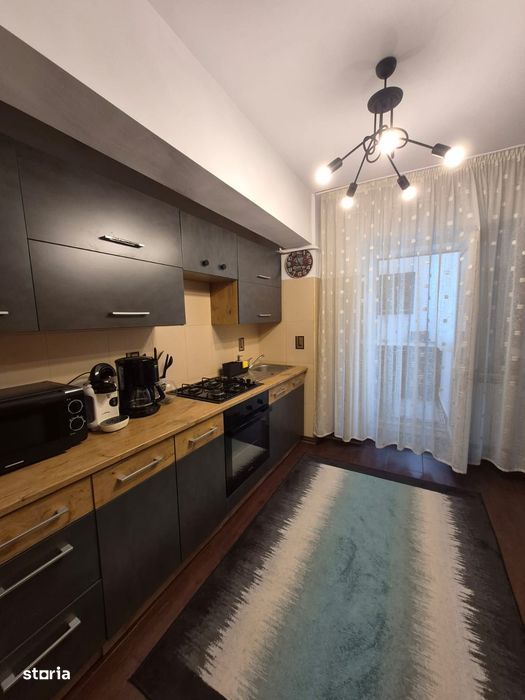 Apartament 4 camere decomandat – Nicolina | 90 mp | Parcare | Renovat