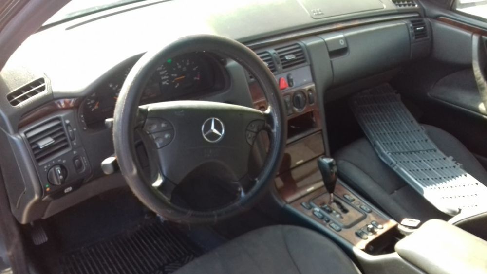 Dezmembrari Mercedes-Benz E-CLASS (W210) (1995-2003) E 320 CDI (210.0