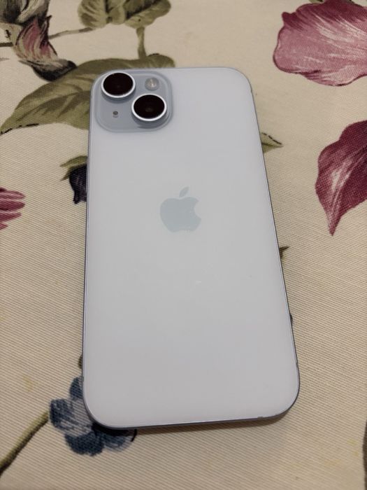 iPhone 15 128 GB