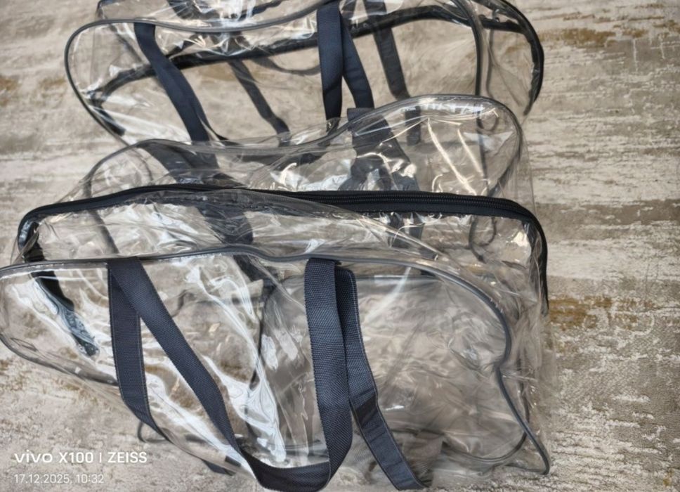 Продам кокон, комбезы, сумки, кровать