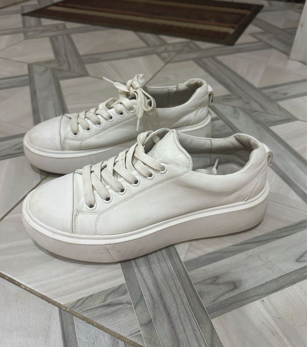 Разгружаю гардероб