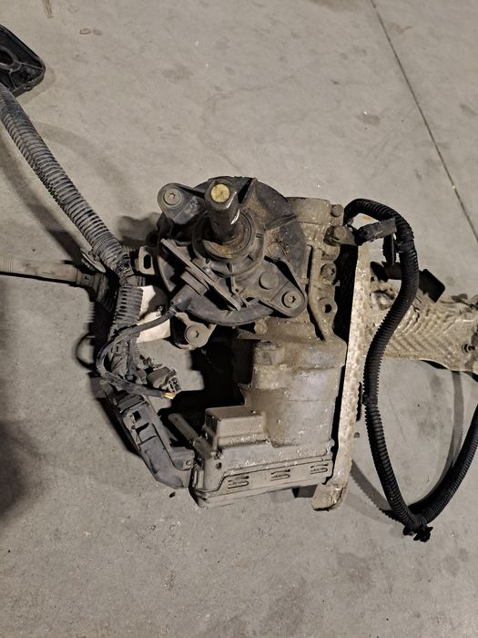 кормилна рейка peugeot 308 2018година