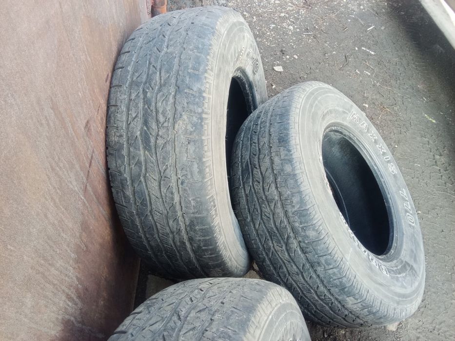 Продам шины в хорошем состоянии.