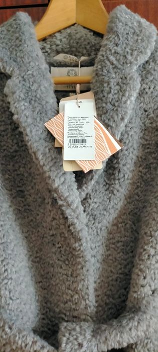 Продается женское пальто