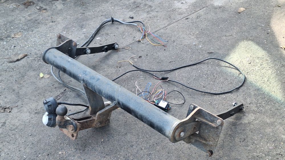 Теглич за Мерцедес МЛ w164