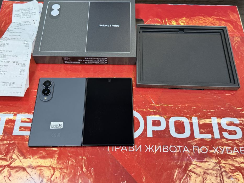 !!! KATO НОВ 256GB Samsung Z Fold 8 Гаранция Technopolis 2028 Graphite