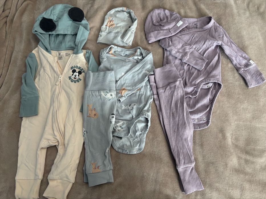 Vand lot hainute H&M marime 62