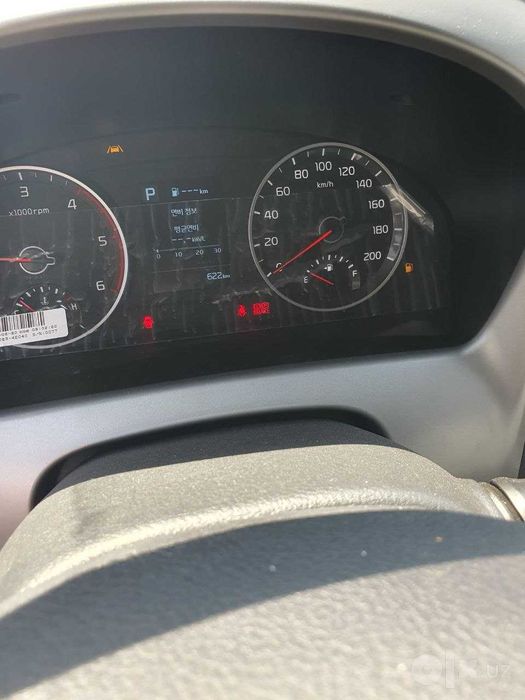 KIA Bongo III ...