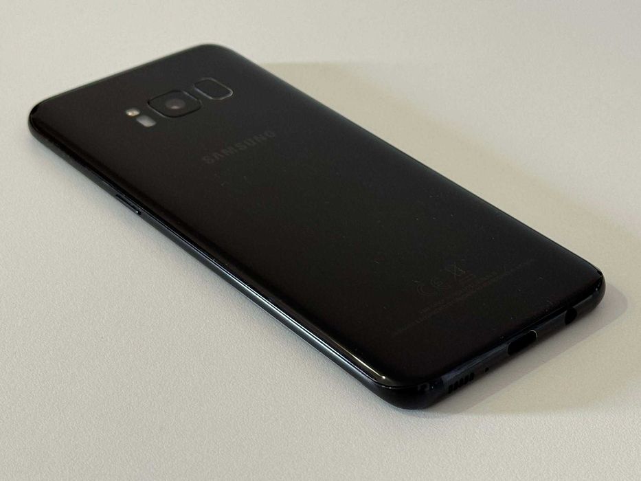 Бартер! Отличен! Samsung Galaxy S8 Midnight Black (Черен)