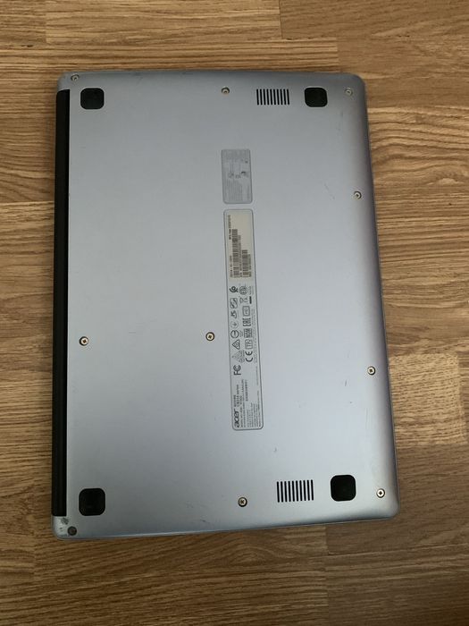 Laptop Acer ChromeOS defect pe alimentare nu porneste este complet.