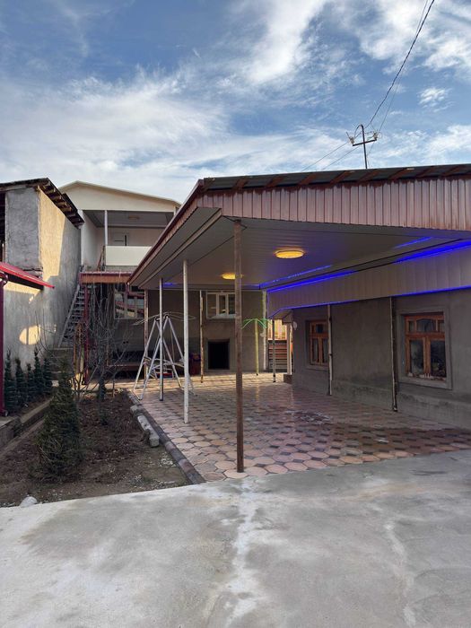 9 сотих ҳовли сотилади Хумсонда манзарали жойда жойлашганл