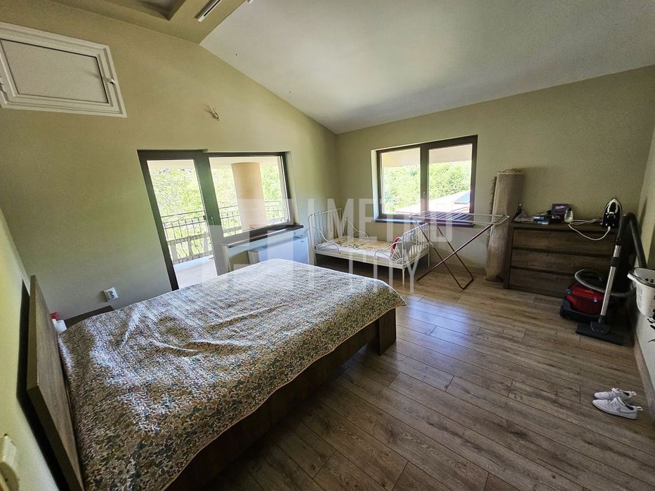 Продава се Къща в с. Кокаляне, Област София-град - 234 кв.м за 2757 €/кв.м - Снимка #10