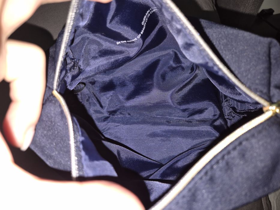 Оригинален чисто нов Guerlain несесер за гримове