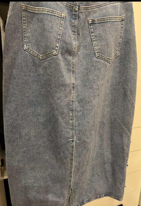 Продаю джинсовую юбку