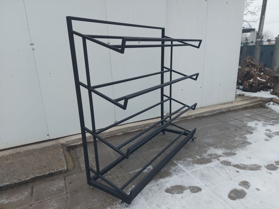 Стелажи да касетки ог метал