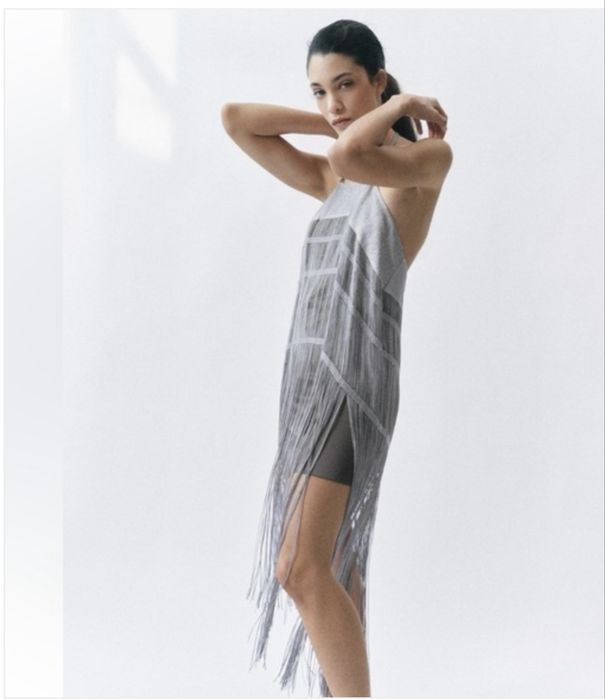 Rochie party Zara , noua, XS, gri argintiu cu franjuri