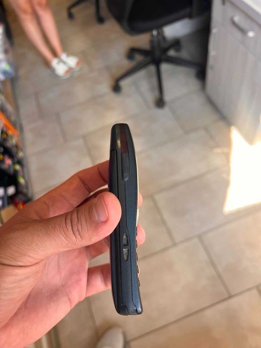 Ретро телефон GSM Нокиа 6210 от Mercedes W211