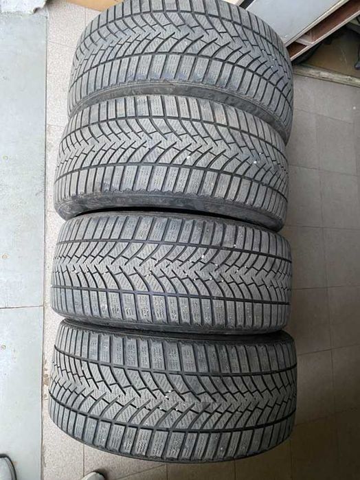 235/40/19 ЗИМНИ Semperit Speed Grip 3 DOT2020