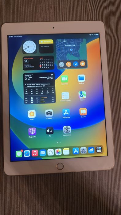 Продам iPad 128gb wifi