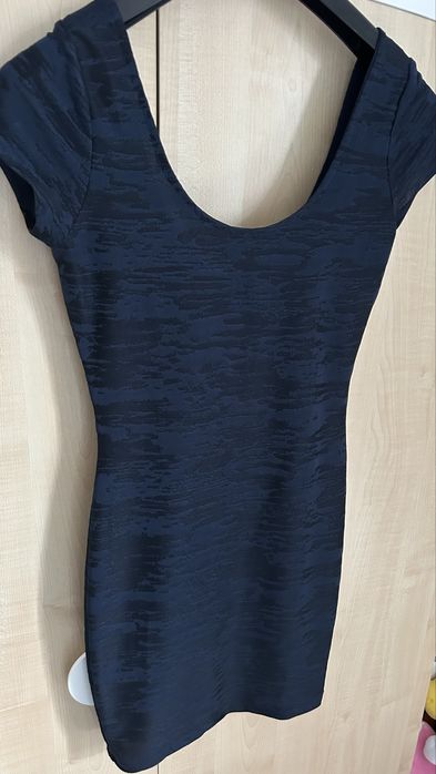 Rochie stramta scurta Bershka M