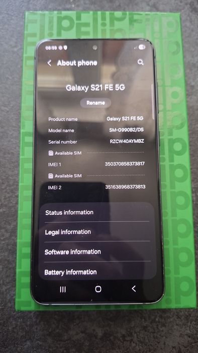 Samsung Galaxy S21 FE 5G - capacul spate desprins + folie Spigen și două huse (livrare OLX)