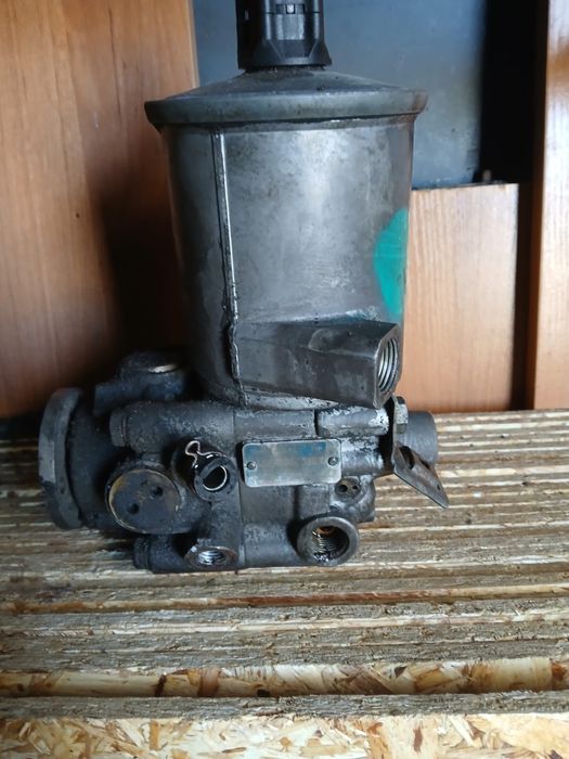 Запчасти мерс 190