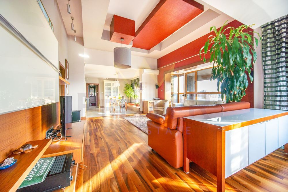 Четиристаен в Несебър с гараж