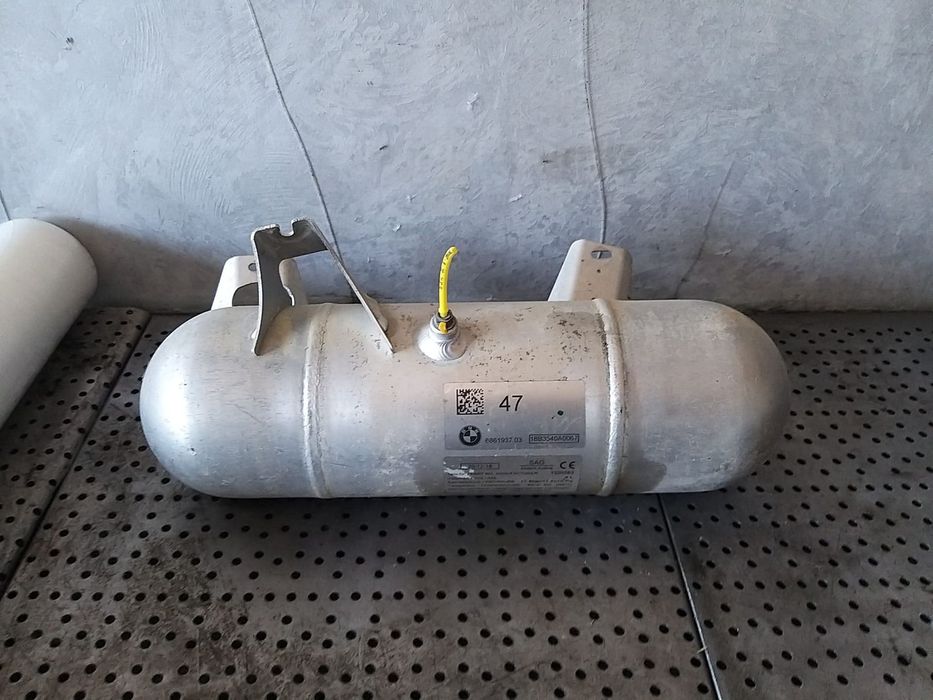 Butelie rezervor suspensie aer bmw seria 7 g11 686193703