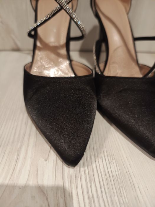 Pantofi eleganți negri