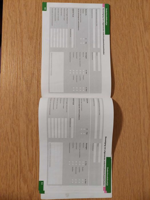 Carte service pentru Mercedes 2006 originala