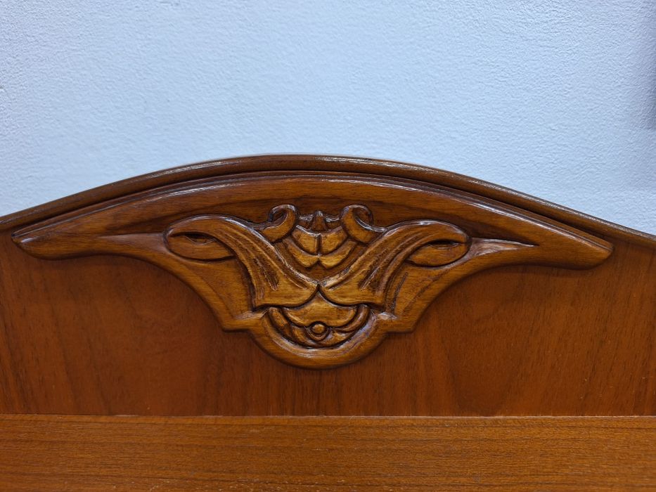 Скрин Mid Centory