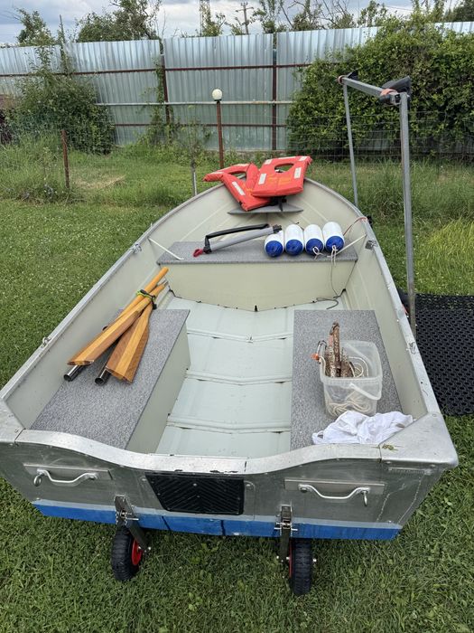 Barca aluminium marine 370 U
