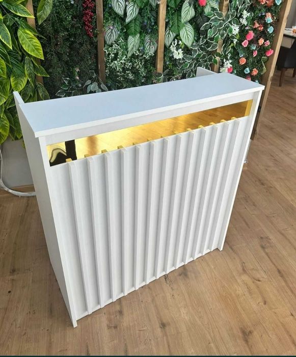 Всичко за фризьорски салони бюра столчвта рецепции