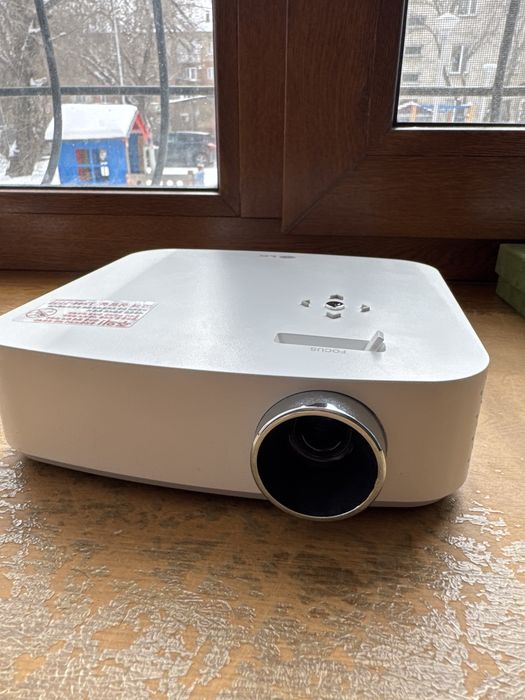 Проектор портативный Lg