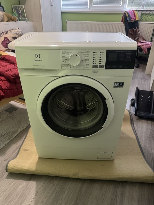 Пералня Електролукс Абсолютно Изправна
