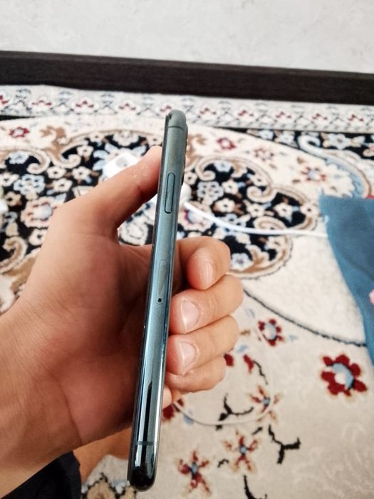 Продам айфон 11 про 64гб